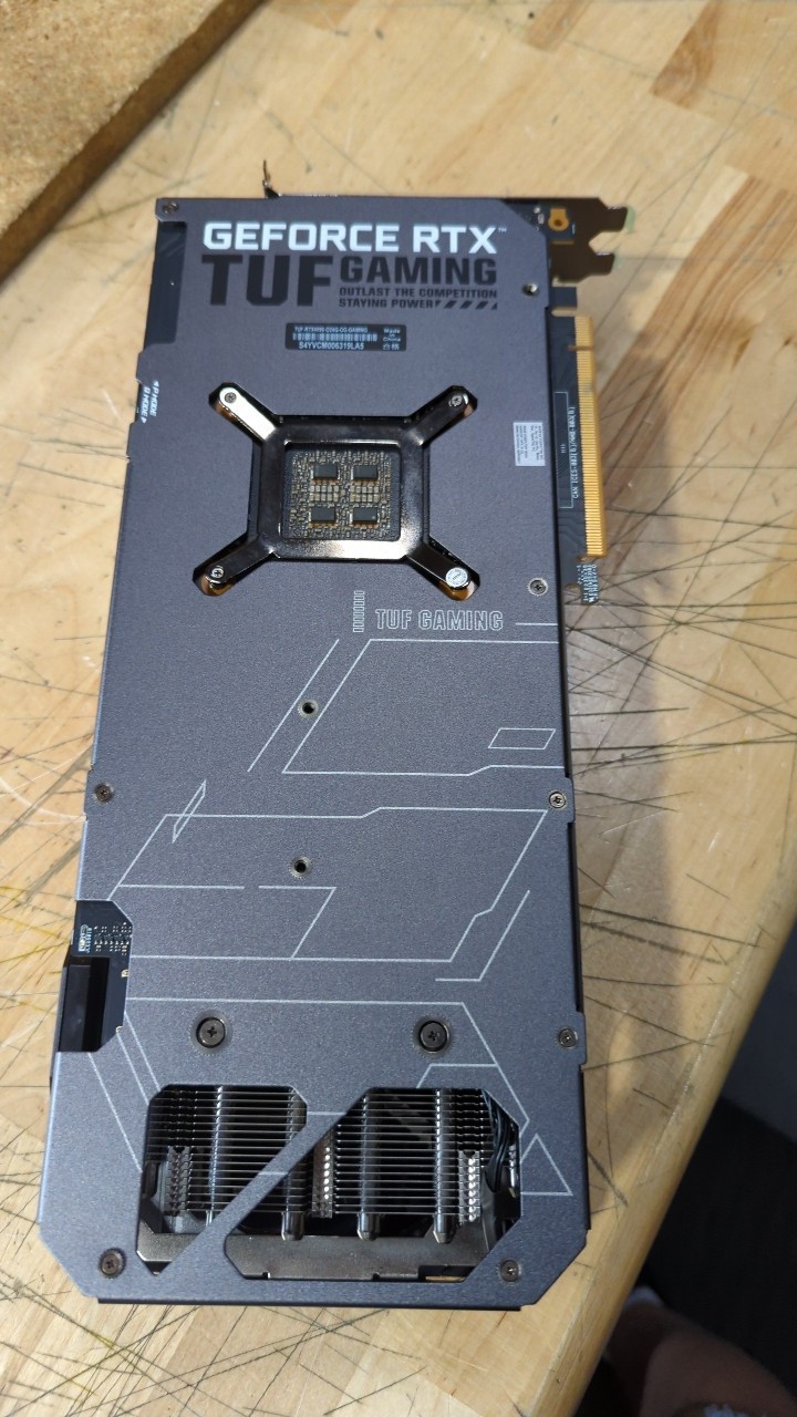 BH 부품 특가: Asus GeForce RTX 409 - Rtx 4090 24Gb Graphics Card 리뷰 및 가격